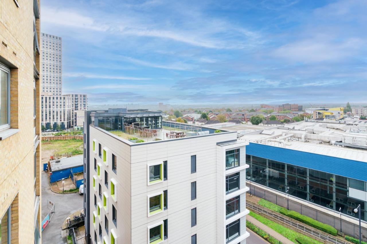 Cosy Flat Right Opp Tube Station Apartment London Luaran gambar